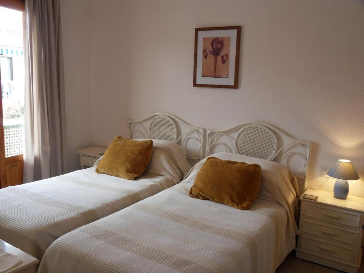 Apts Burriana Nerja Dış mekan fotoğraf