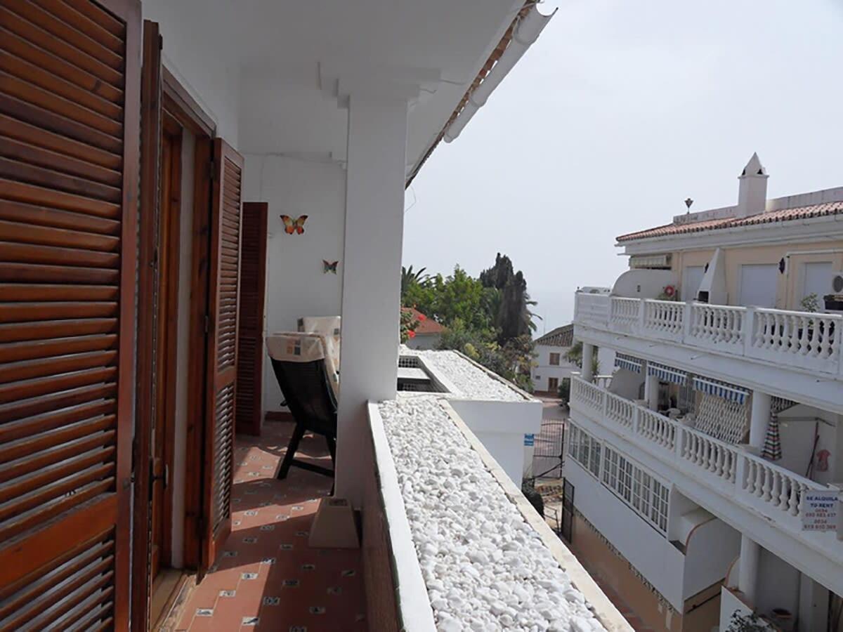Apts Burriana Nerja Dış mekan fotoğraf